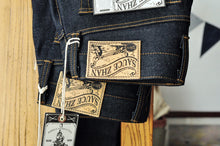 Load image into Gallery viewer, SauceZhan 315XX-18OZ Men Jeans Denim Jeans for Men Taper Fit Selvedge Denim Raw Jeans Blue Jeans Thick 18 OZ Vintage
